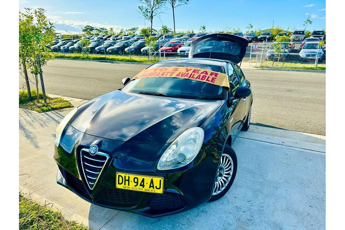 2013 Alfa Romeo Giulietta Progression Series 0