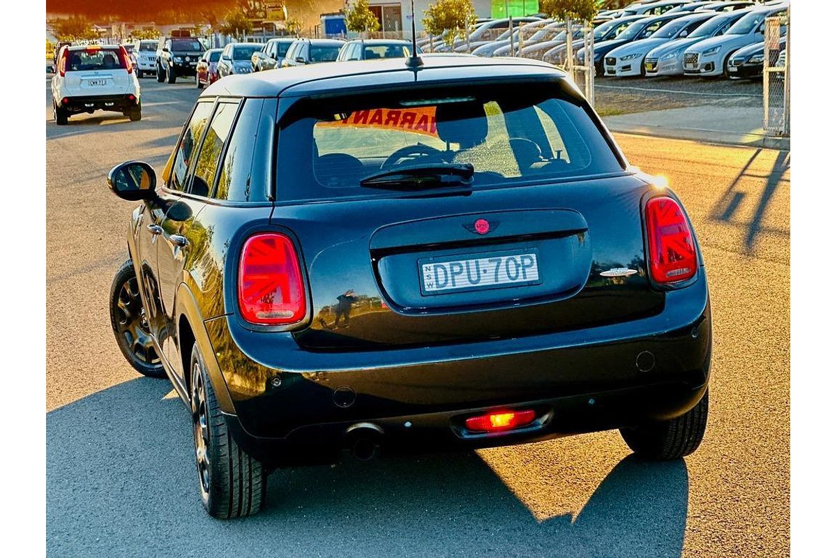 2017 MINI Countryman Cooper F60