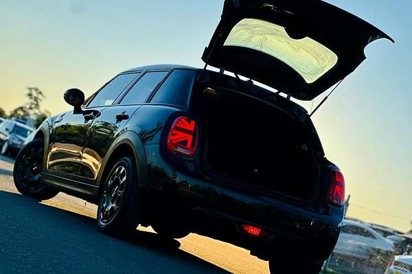 2017 MINI Countryman Cooper F60
