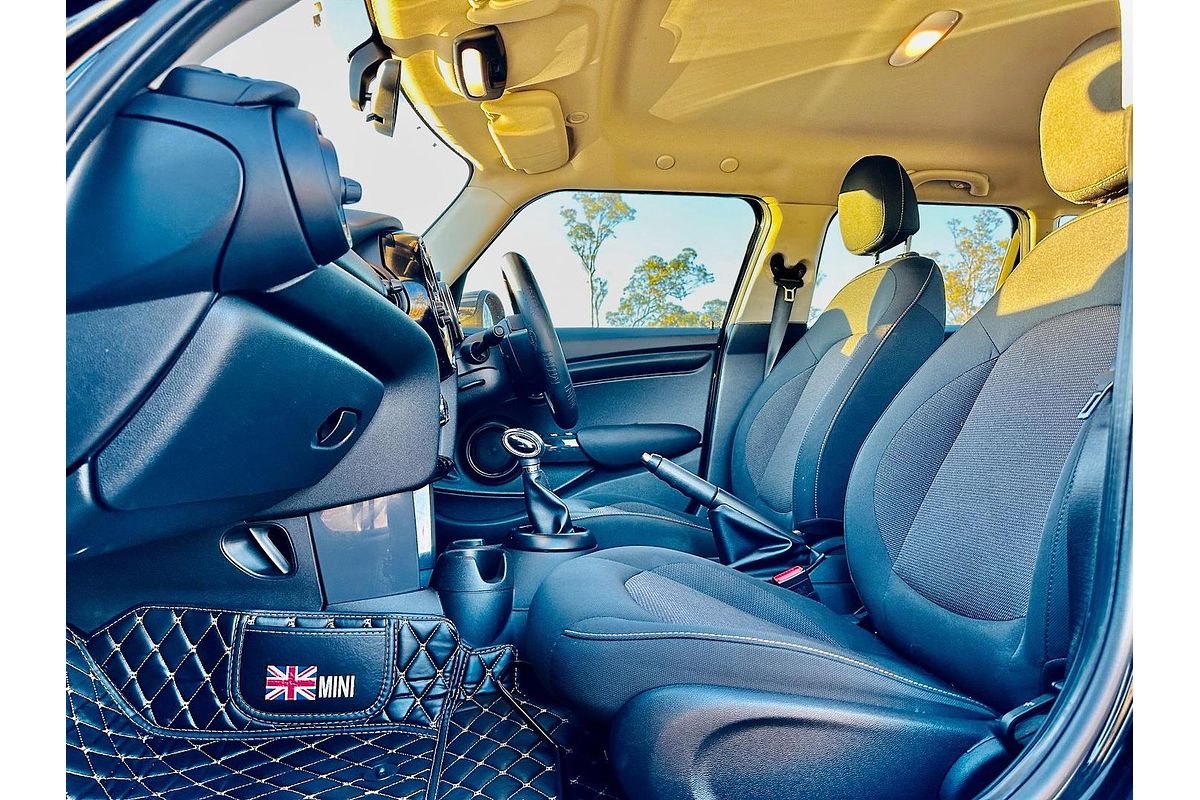 2017 MINI Countryman Cooper F60
