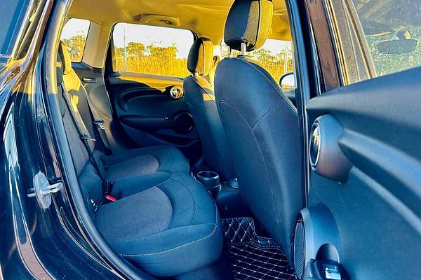 2017 MINI Countryman Cooper F60