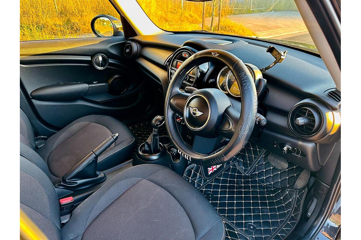 2017 MINI Countryman Cooper F60