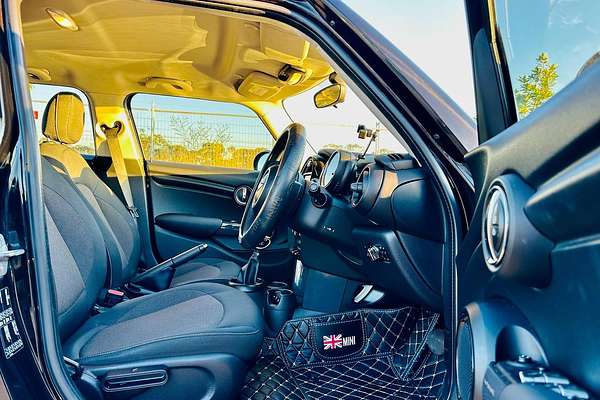 2017 MINI Countryman Cooper F60