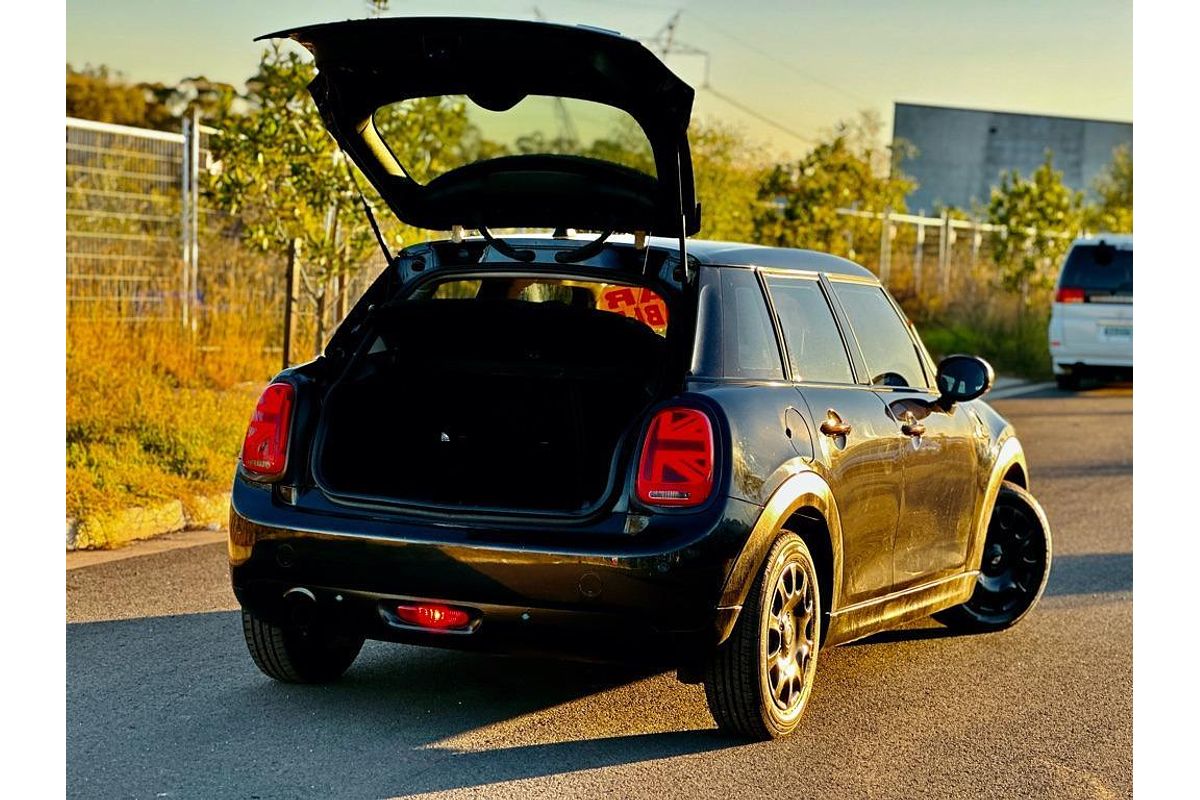 2017 MINI Countryman Cooper F60