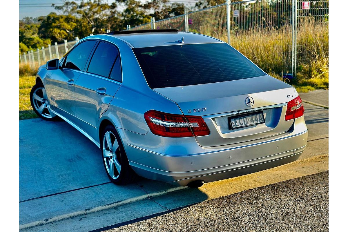 2009 Mercedes-Benz E-Class E250 CGI Avantgarde W212
