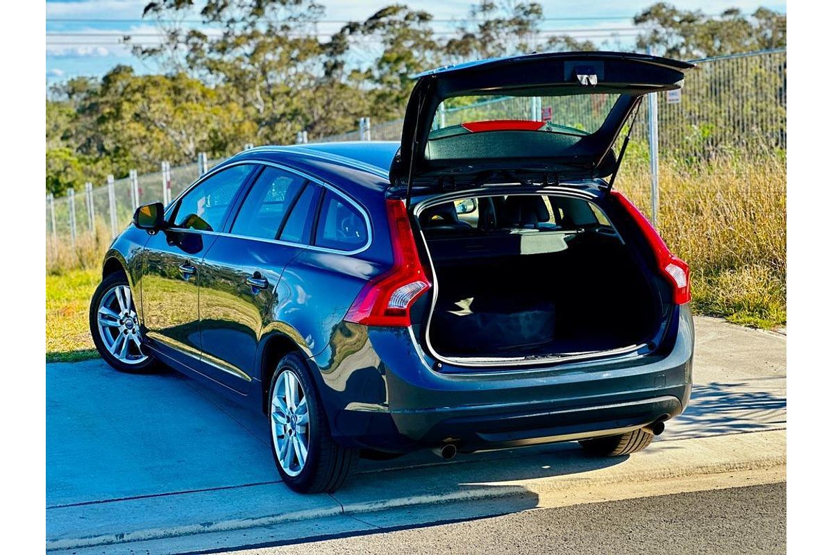 2013 Volvo V60 T4 Teknik