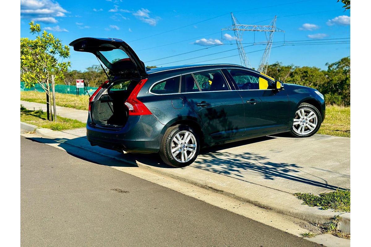 2013 Volvo V60 T4 Teknik