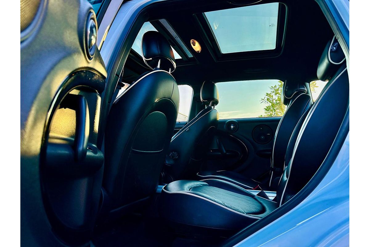 2011 MINI Countryman Cooper R60