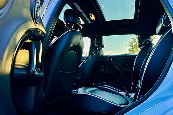 2011 MINI Countryman Cooper R60