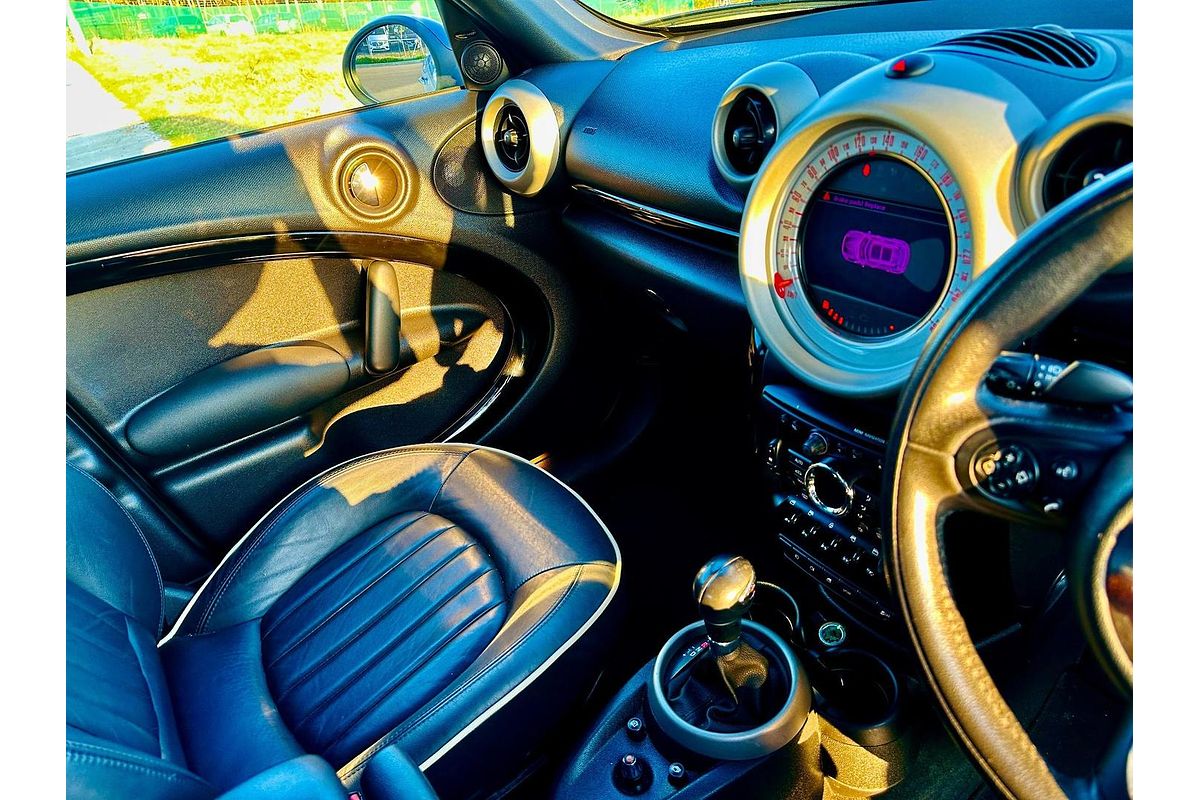 2011 MINI Countryman Cooper R60