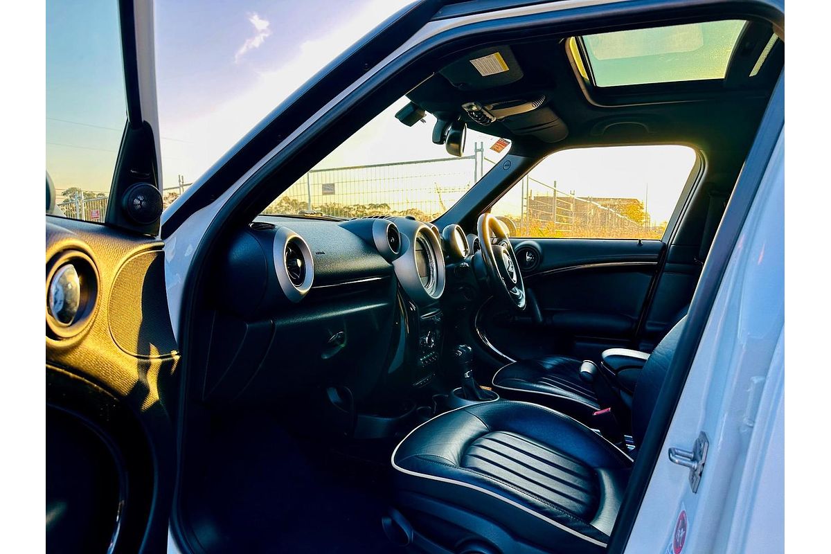 2011 MINI Countryman Cooper R60