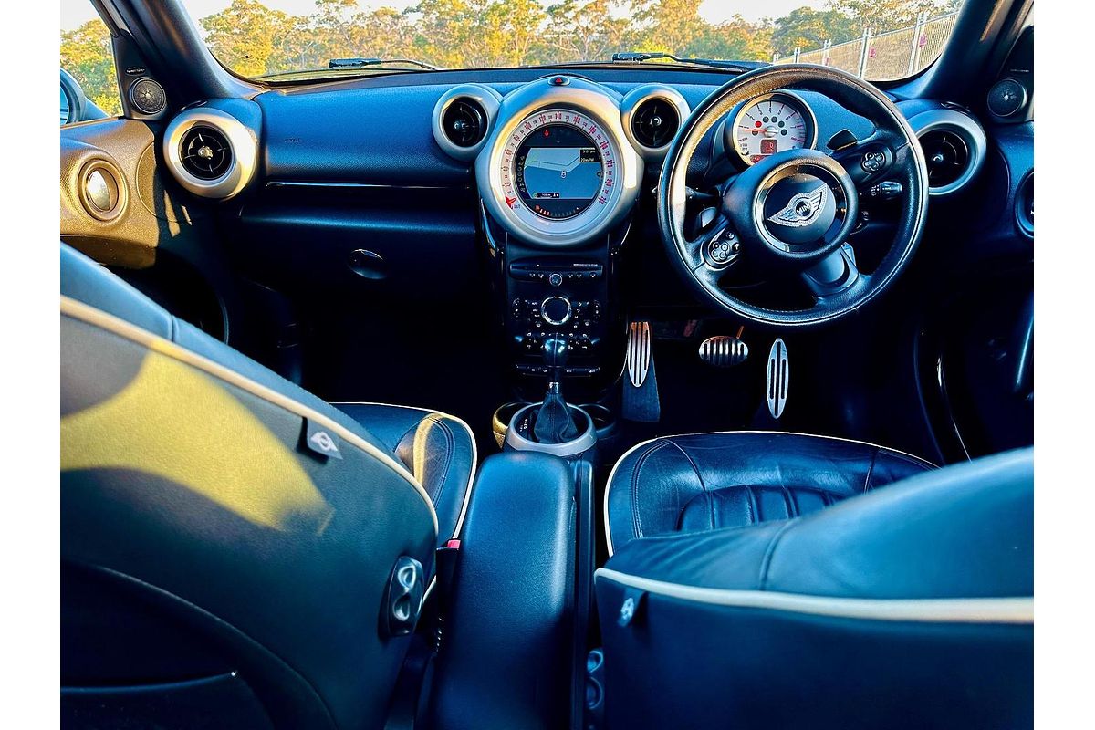 2011 MINI Countryman Cooper R60