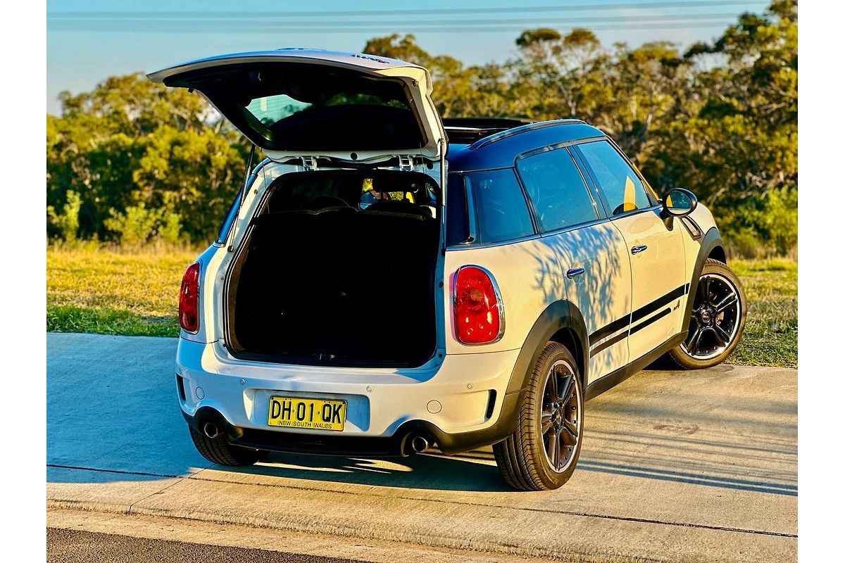 2011 MINI Countryman Cooper R60