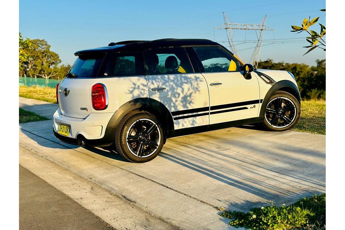 2011 MINI Countryman Cooper R60