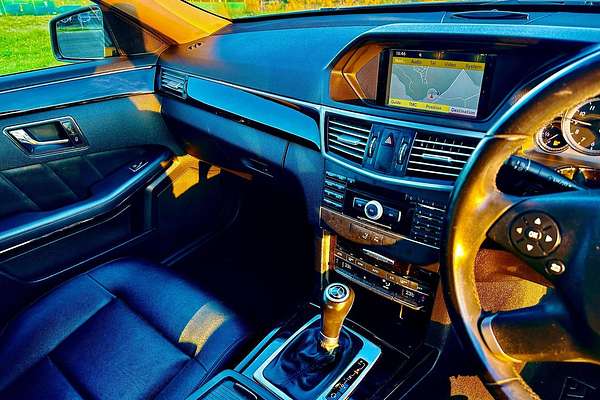 2011 Mercedes-Benz E-Class E250 CDI BlueEFFICIENCY Avantgarde W212