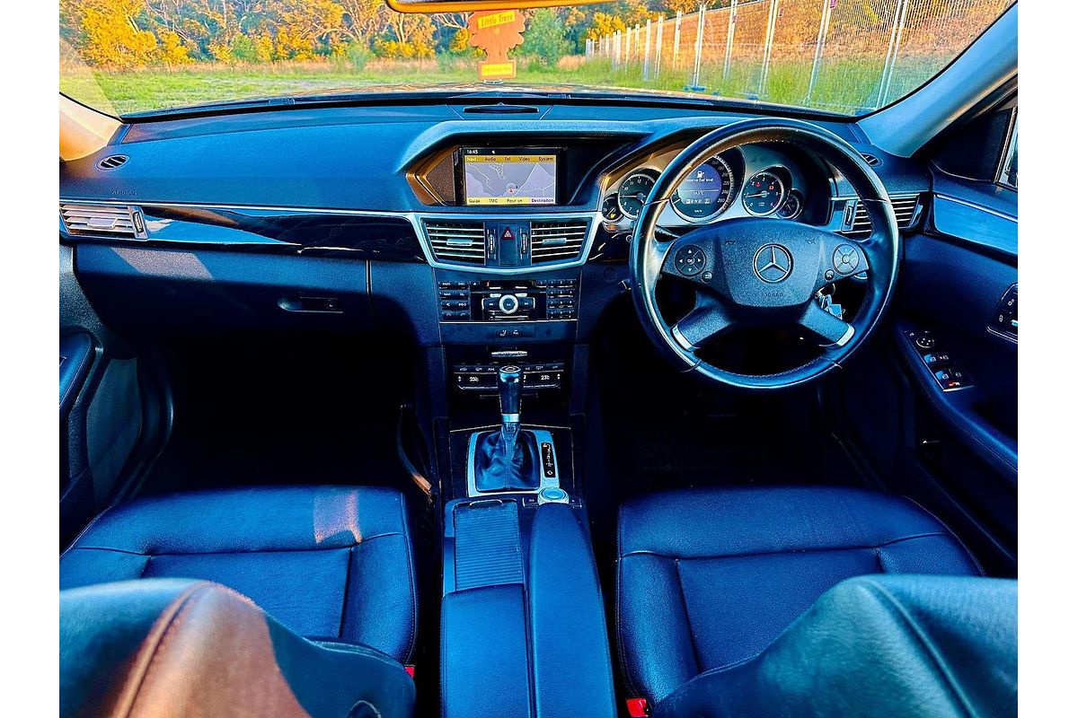 2011 Mercedes-Benz E-Class E250 CDI BlueEFFICIENCY Avantgarde W212