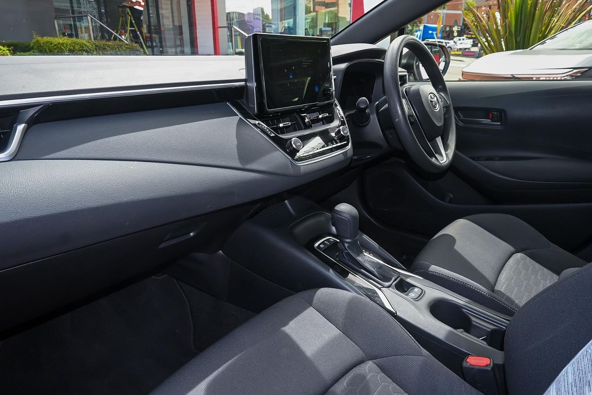 2022 Toyota Corolla Ascent Sport Hybrid ZWE211R