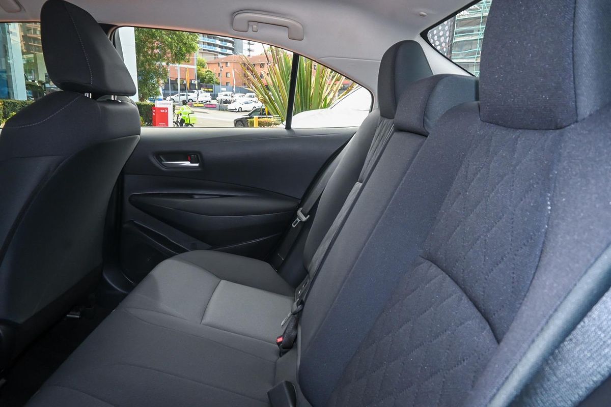 2022 Toyota Corolla Ascent Sport Hybrid ZWE211R