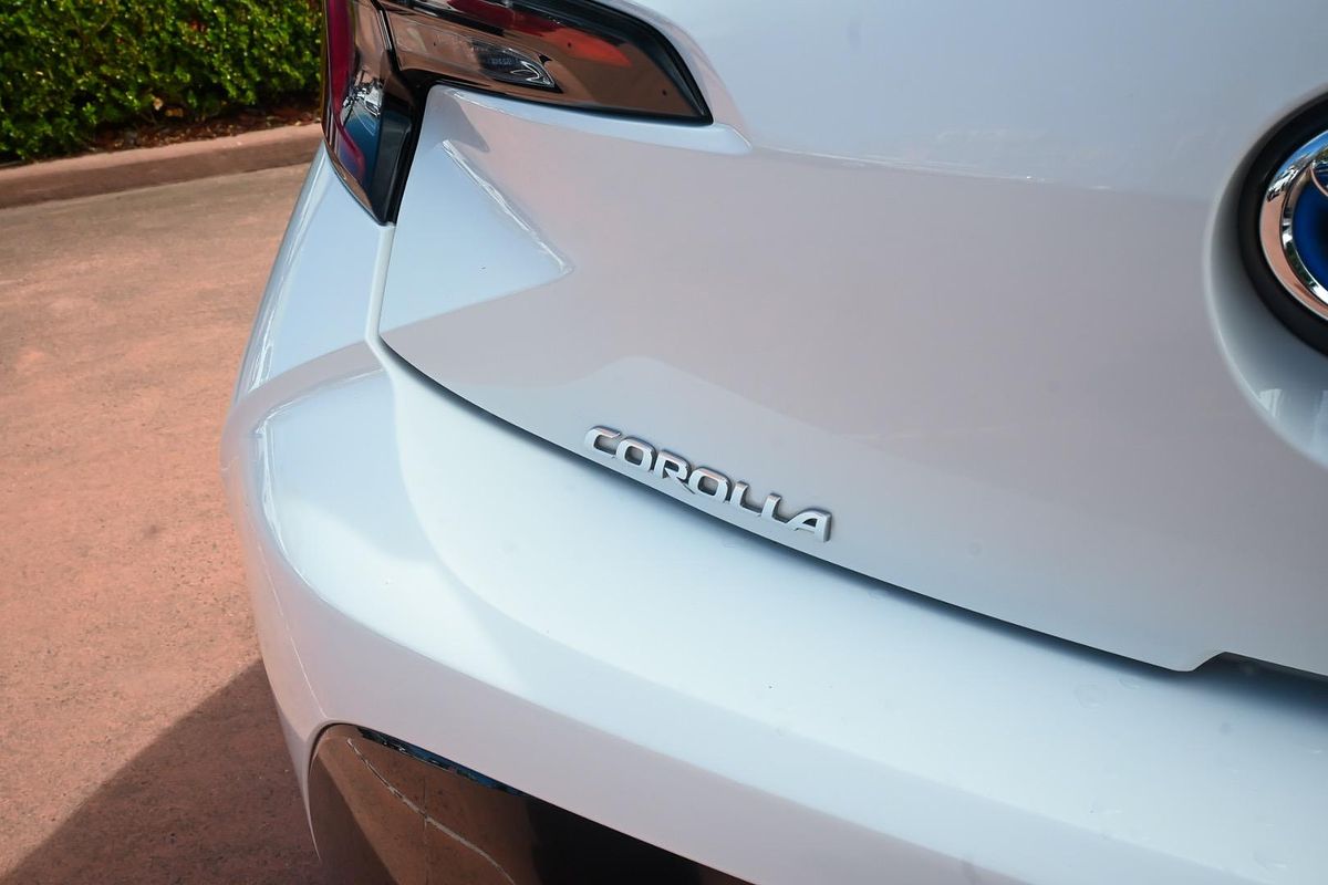 2022 Toyota Corolla Ascent Sport Hybrid ZWE211R