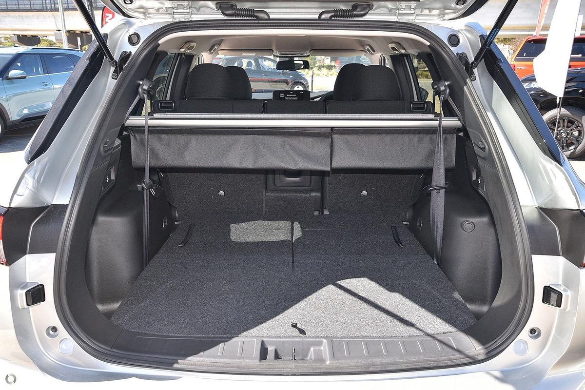 2024 Mitsubishi Outlander LS ZM