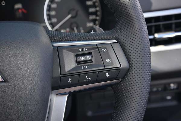 2024 Mitsubishi Outlander LS ZM