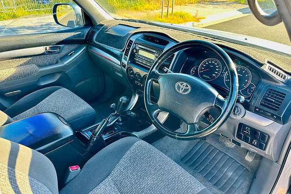 2005 Toyota Landcruiser Prado GXL GRJ120R