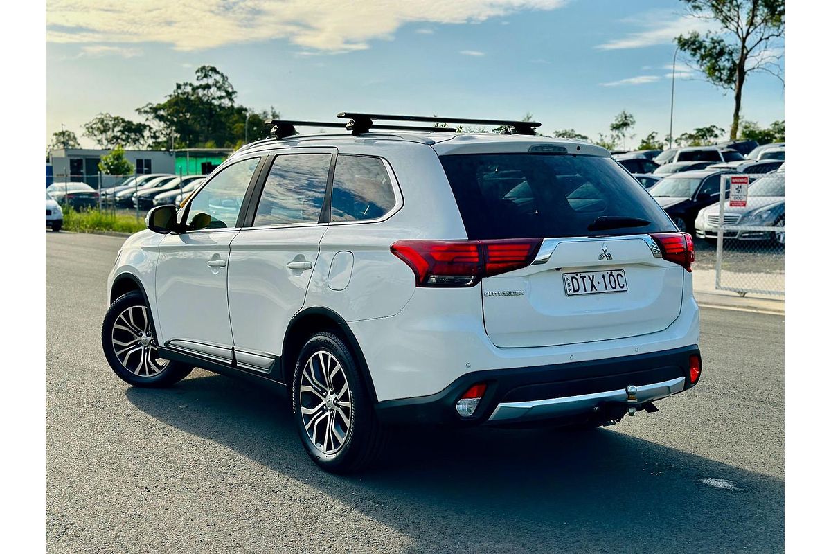 2016 Mitsubishi Outlander LS ZK