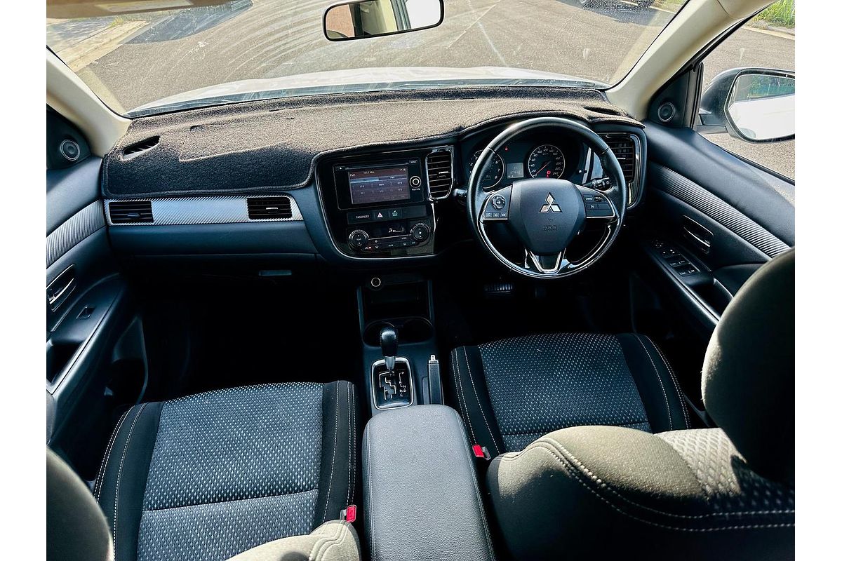 2016 Mitsubishi Outlander LS ZK