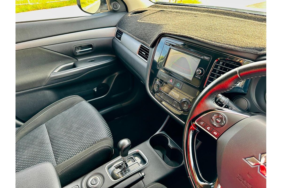 2016 Mitsubishi Outlander LS ZK