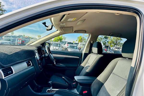 2016 Mitsubishi Outlander LS ZK