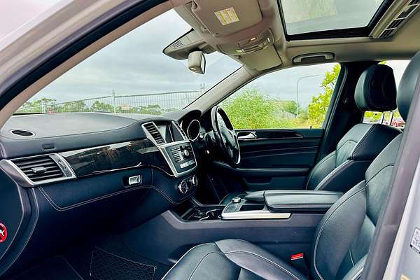 2012 Mercedes-Benz M-Class ML350 BlueTEC W166