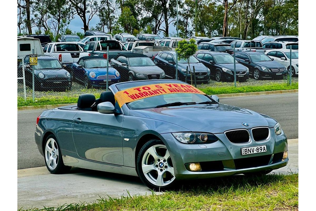 2010 BMW 3 Series 320d E93