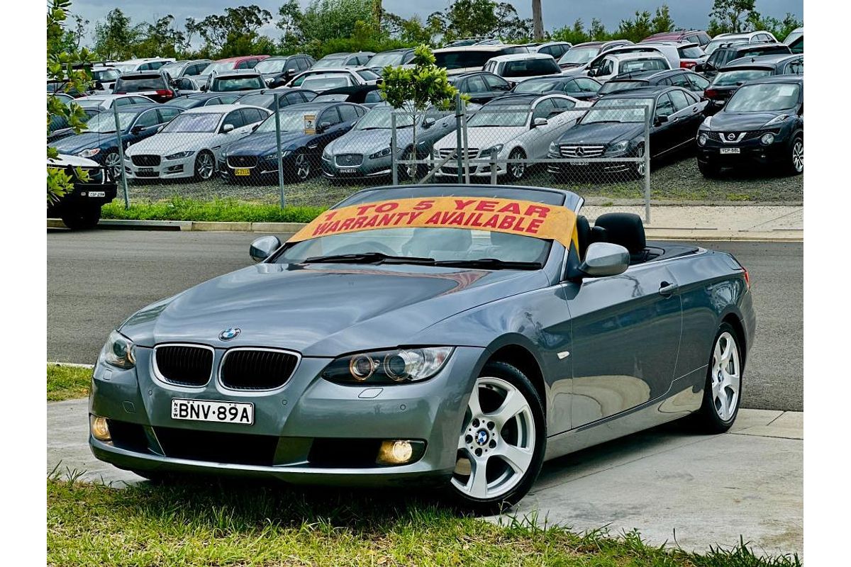 2010 BMW 3 Series 320d E93