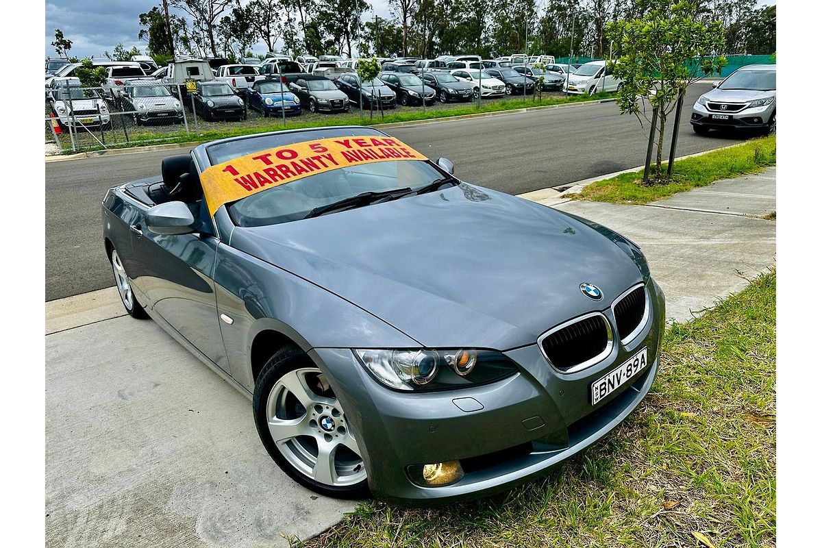 2010 BMW 3 Series 320d E93