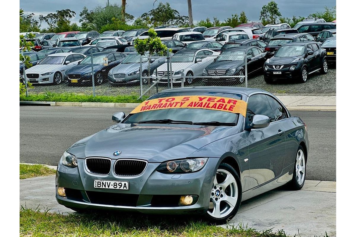 2010 BMW 3 Series 320d E93