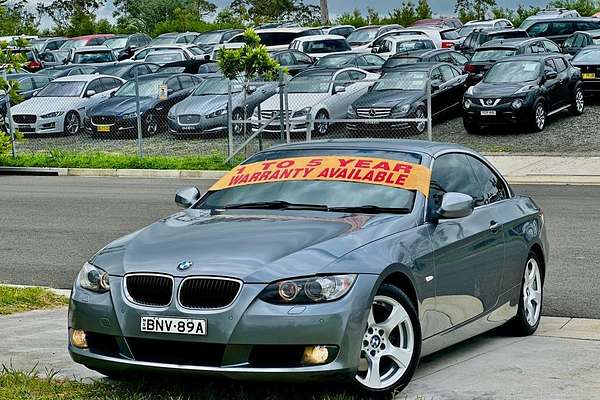 2010 BMW 3 Series 320d E93