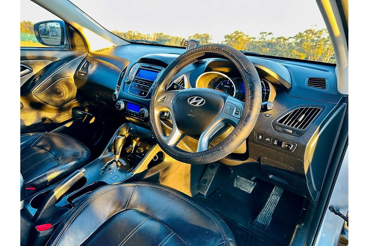 2011 Hyundai ix35 Highlander LM