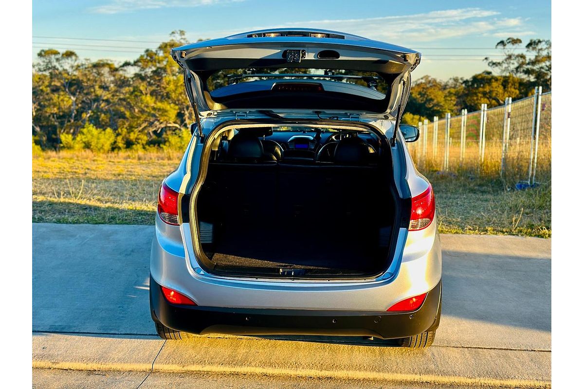 2011 Hyundai ix35 Highlander LM