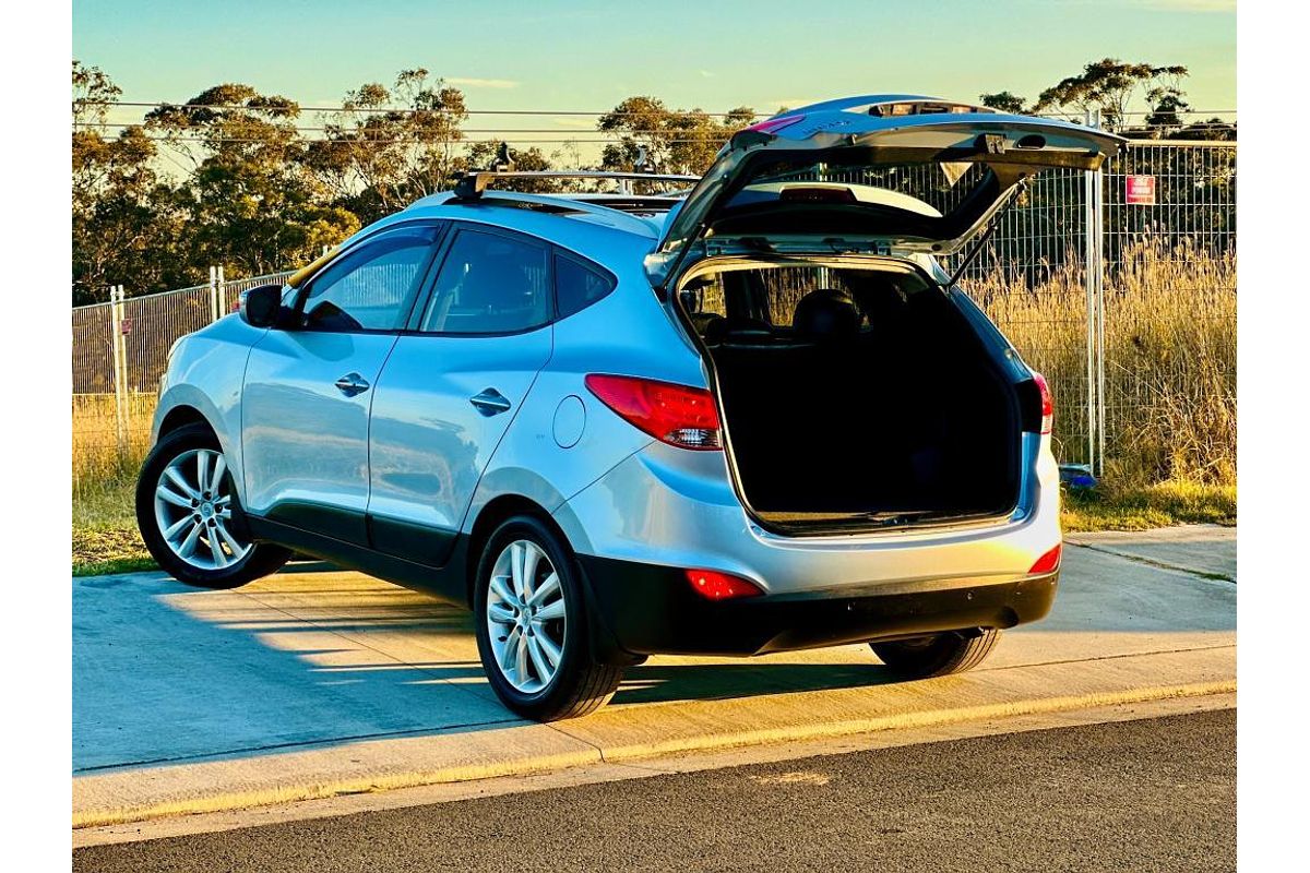 2011 Hyundai ix35 Highlander LM
