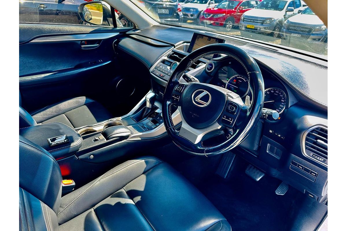 2016 Lexus NX NX300h Luxury AYZ10R