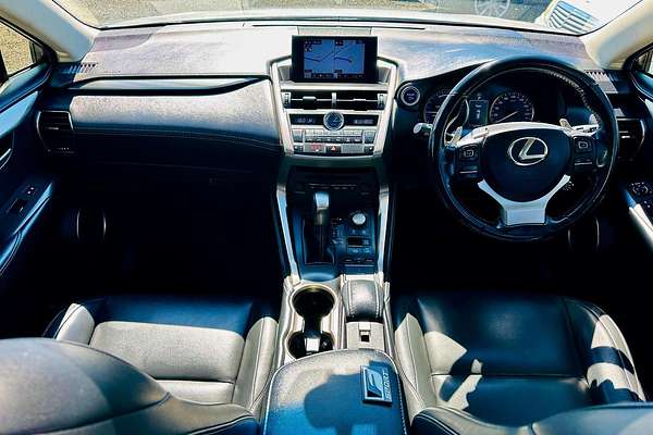 2016 Lexus NX NX300h Luxury AYZ10R