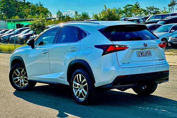 2016 Lexus NX NX300h Luxury AYZ10R