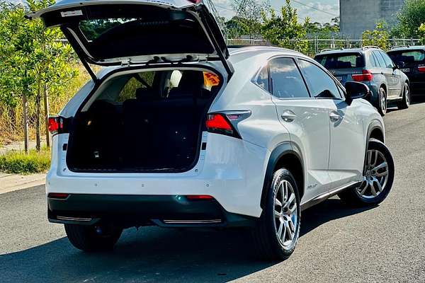 2016 Lexus NX NX300h Luxury AYZ10R
