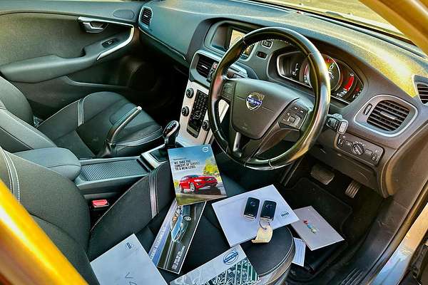 2014 Volvo V40 D2 Kinetic