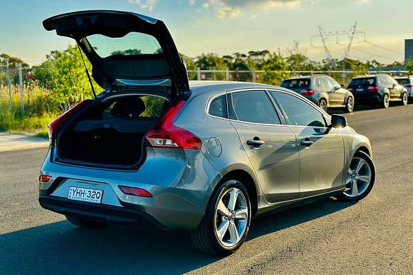 2014 Volvo V40 D2 Kinetic