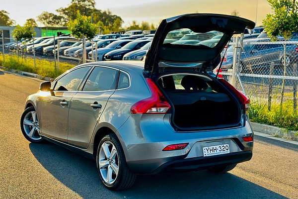 2014 Volvo V40 D2 Kinetic