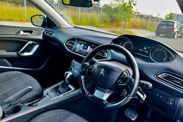 2016 Peugeot 308 Active T9