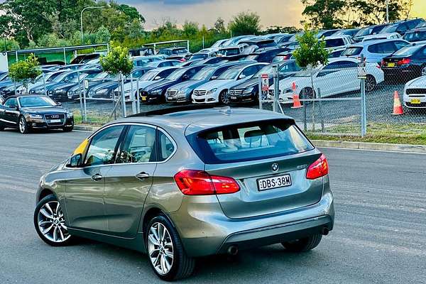 2015 BMW 2 Series 220i Sport Line F45