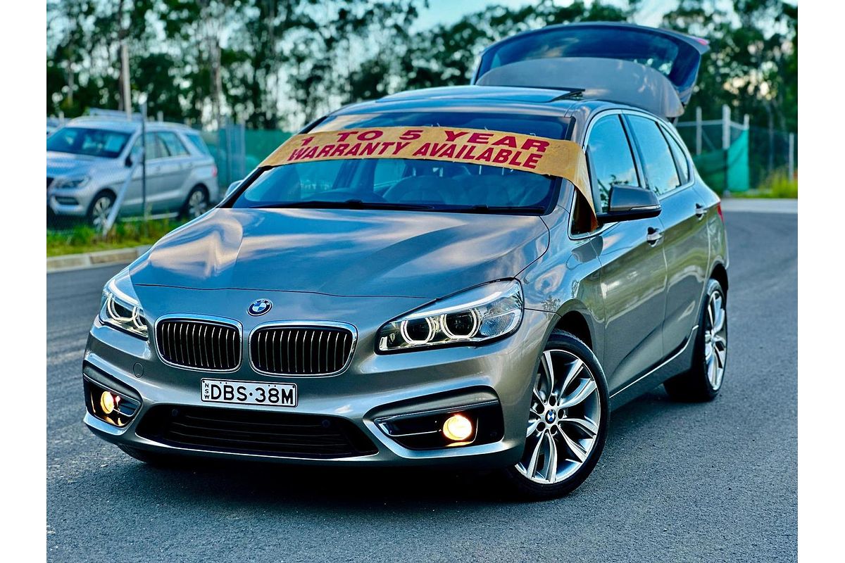 2015 BMW 2 Series 220i Sport Line F45