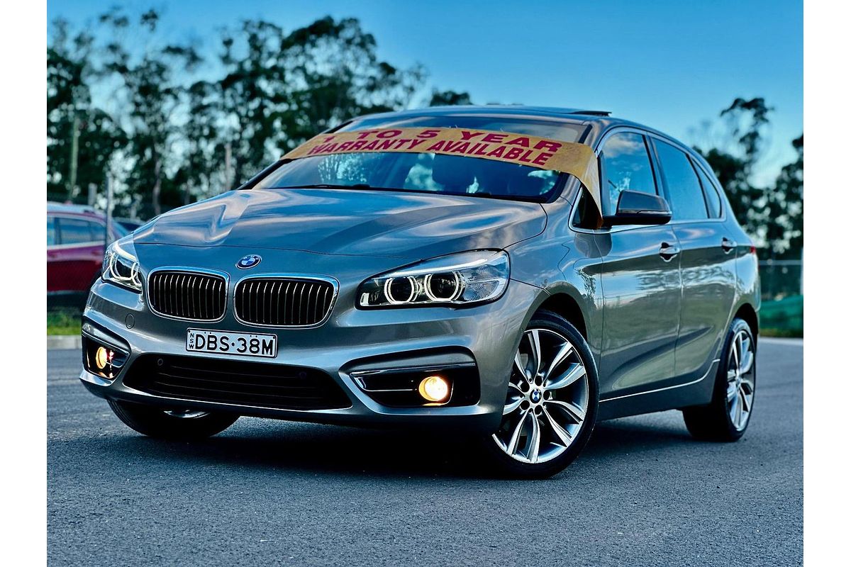 2015 BMW 2 Series 220i Sport Line F45